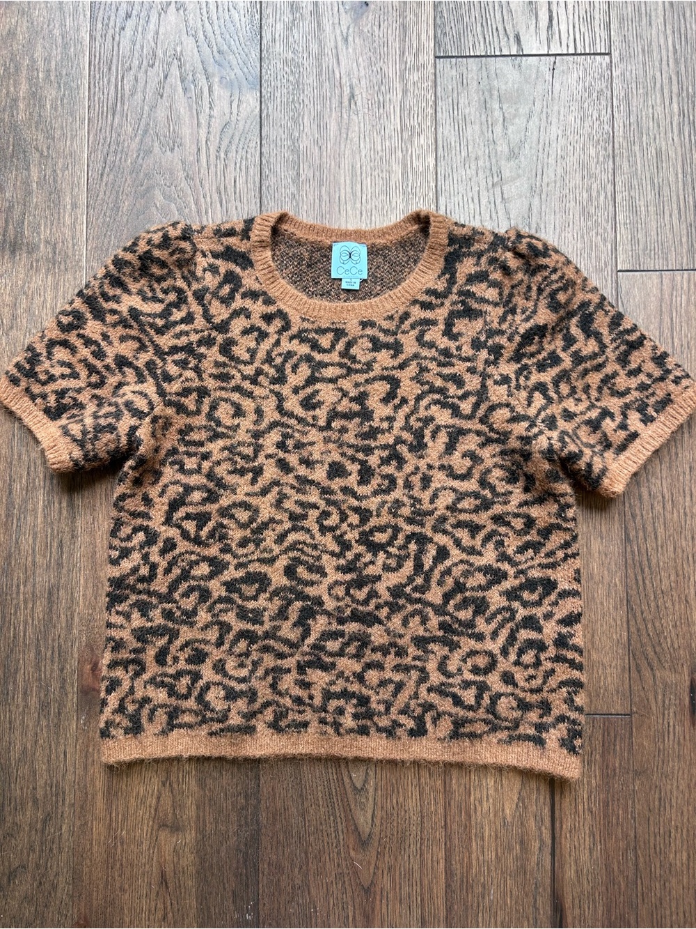 CeCe Short-Sleeve Leopard Print Sweater - Brown/Black